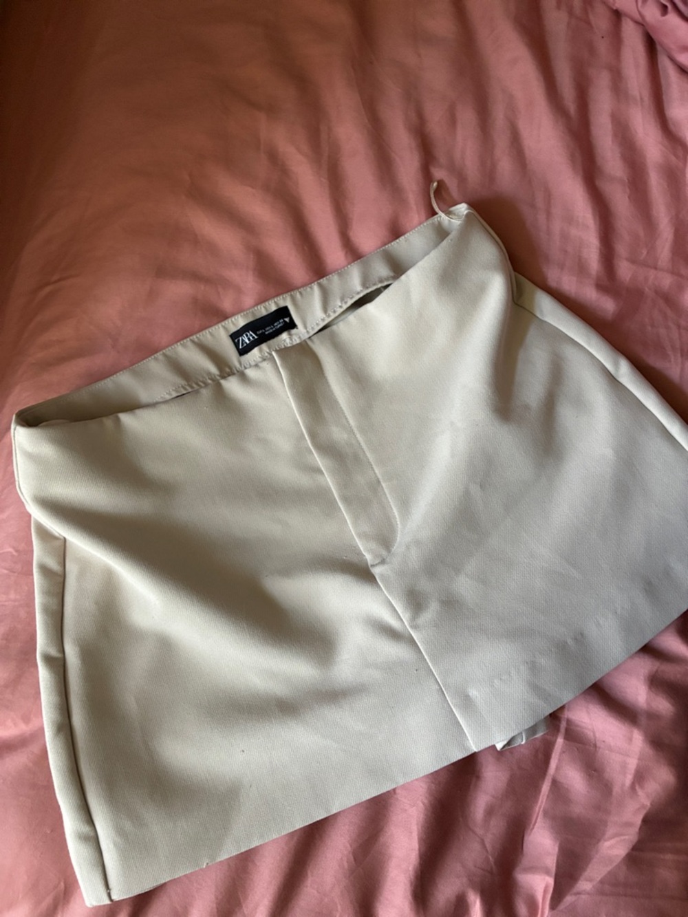 Zara Off-White Mini Skort